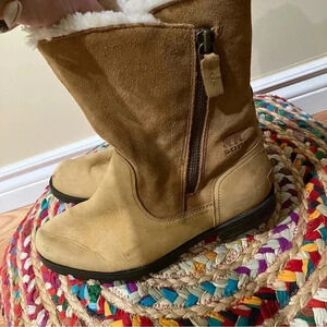Sorel  tan leather boots